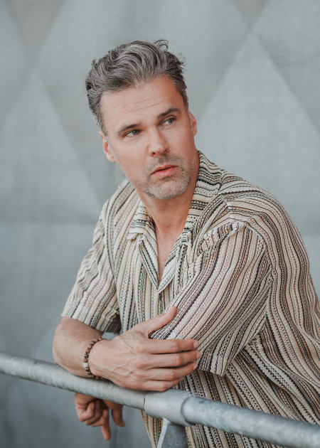 Model Carl v.