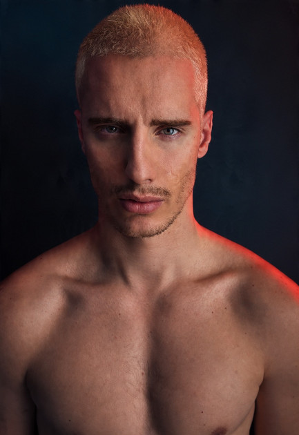 Model Rilind T.