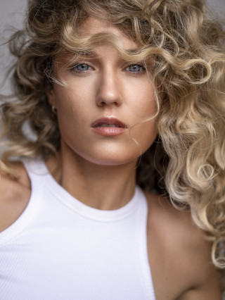 Hostess Lana K.