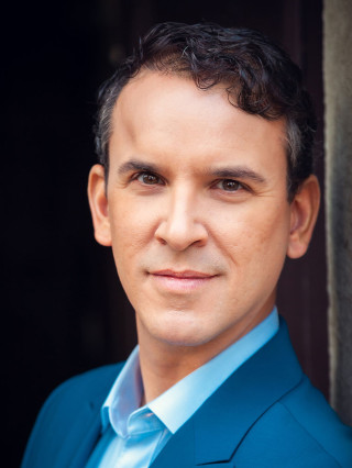 Moderator Ferry v.