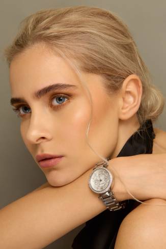 Model Helen F.