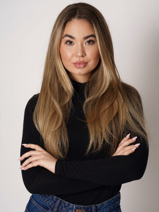 Hostess Jennifer W.