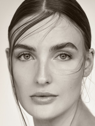 Hostess Jana B.