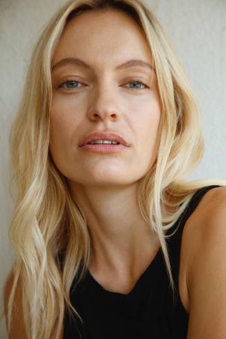 Model Lovis Lena L.